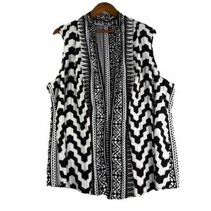 Chico's 3 Sleeveless  Flowy Open Vest Topper Womens XL Tribal Black White